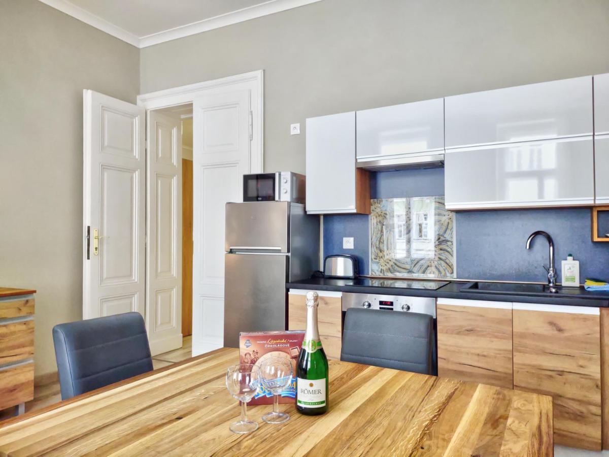 Karlsbad Family Apartment Eksteriør bilde